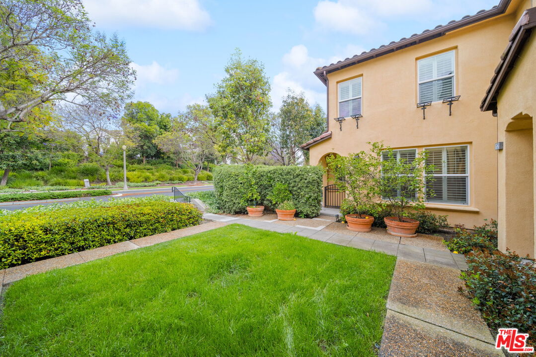 10 Aryshire Lane Ladera Ranch, CA 92694 - Photo 3 of 38