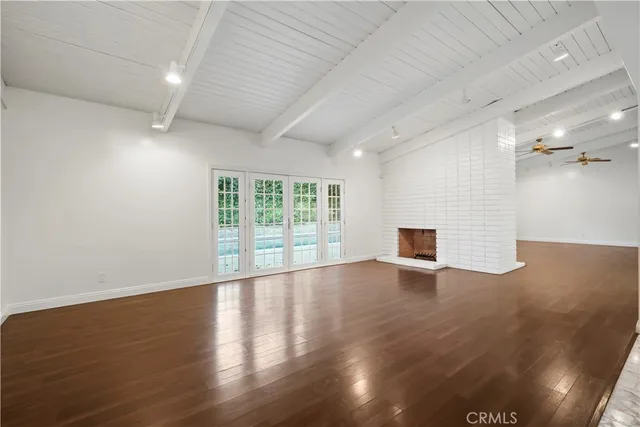 $6,600 | 24210 Bessemer Street, Woodland Hills, CA 91367