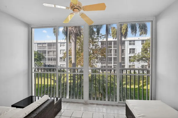 $2,300 | 2016 South Federal Highway, Unit 206, Boynton Beach, FL 33435