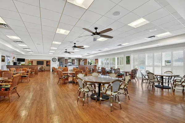 $2,300 | 2016 South Federal Highway, Unit 206, Boynton Beach, FL 33435