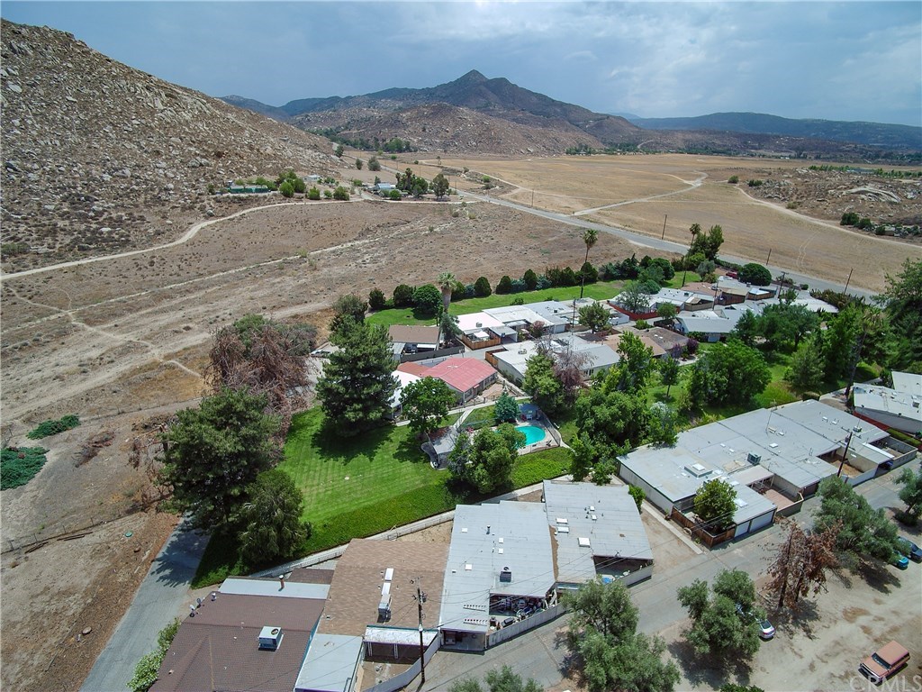 620 Gibbel Road Hemet, CA 92543 - Photo 1 of 1