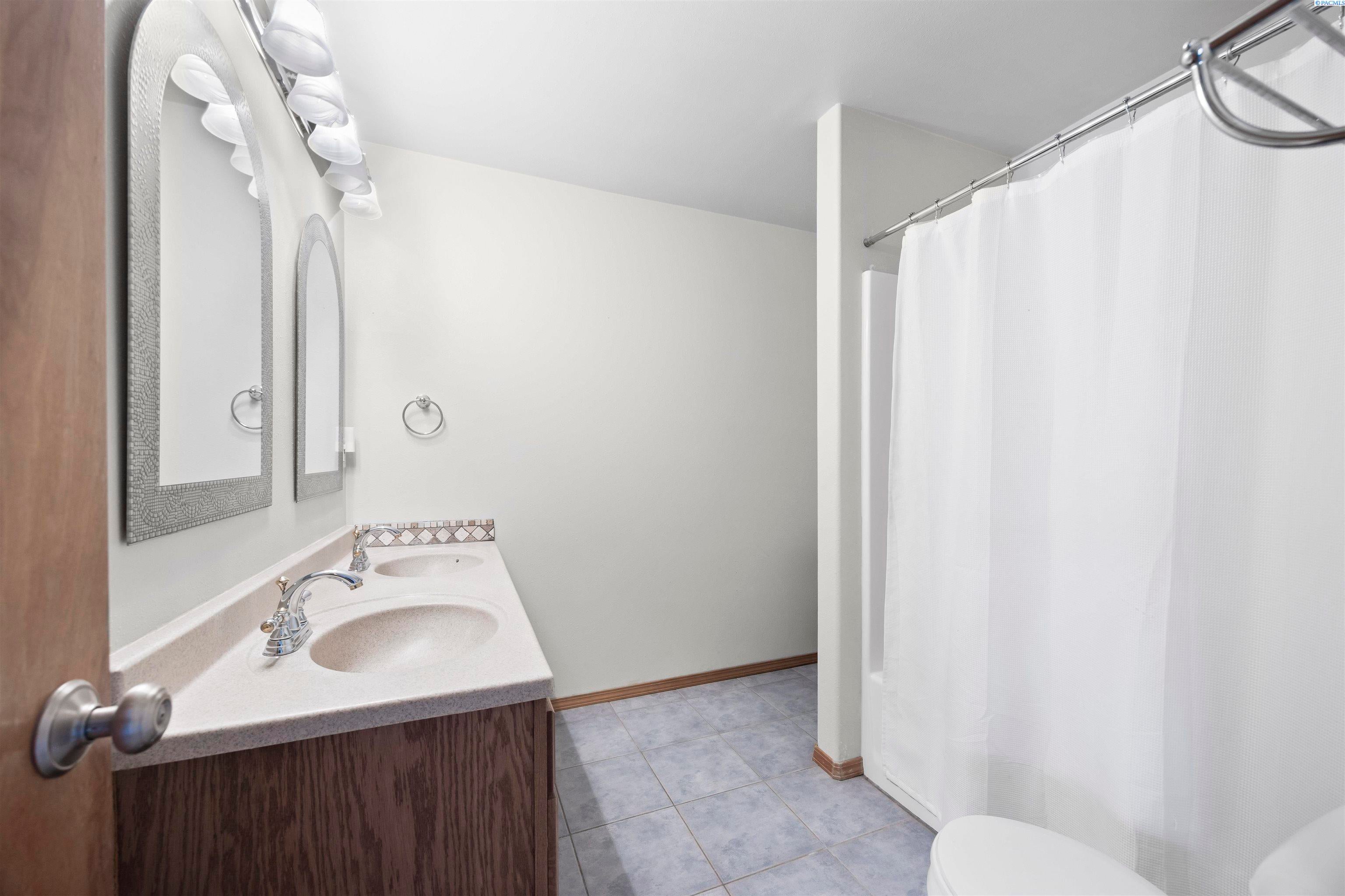285 Rachel Road Kennewick, WA 99338 - Photo 31 of 44 Gallery Image 31