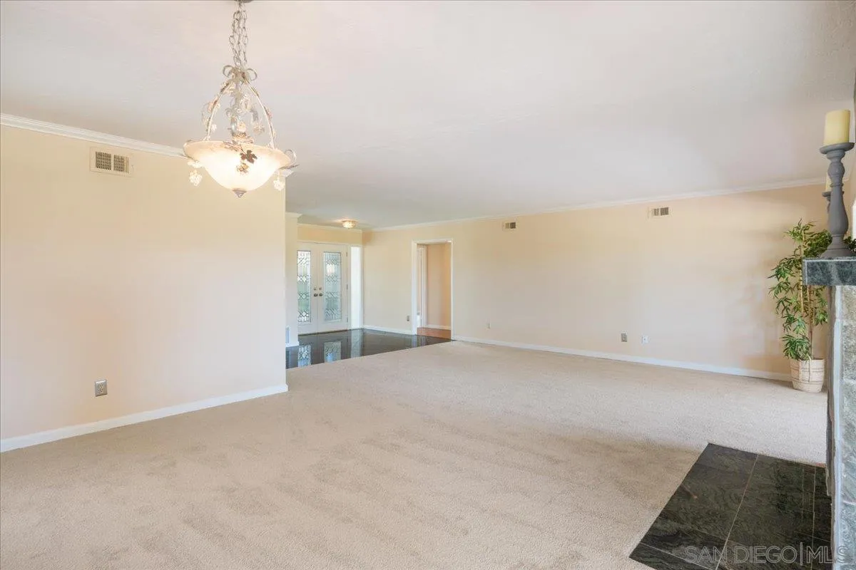 12384 Grandee Road San Diego, CA 92128 - Photo 12 of 48