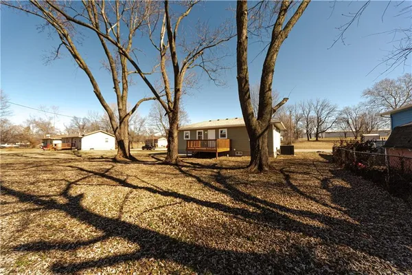 $185,000 | 1106 Clayzell Drive, El Dorado Springs, MO 64744