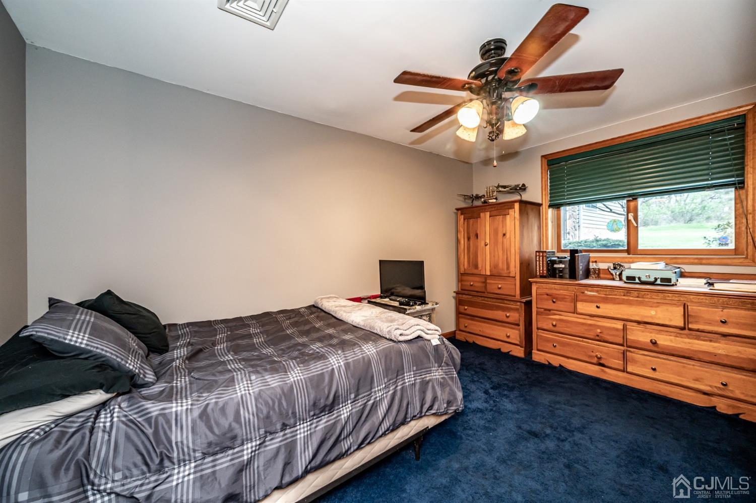 2 Pinewood Road Milford, NJ 08848 - Photo 12 of 65 Gallery Image 12