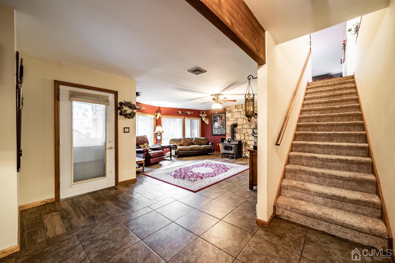 2 Pinewood Road Milford, NJ 08848 - Photo 3 of 65 Gallery Image 3