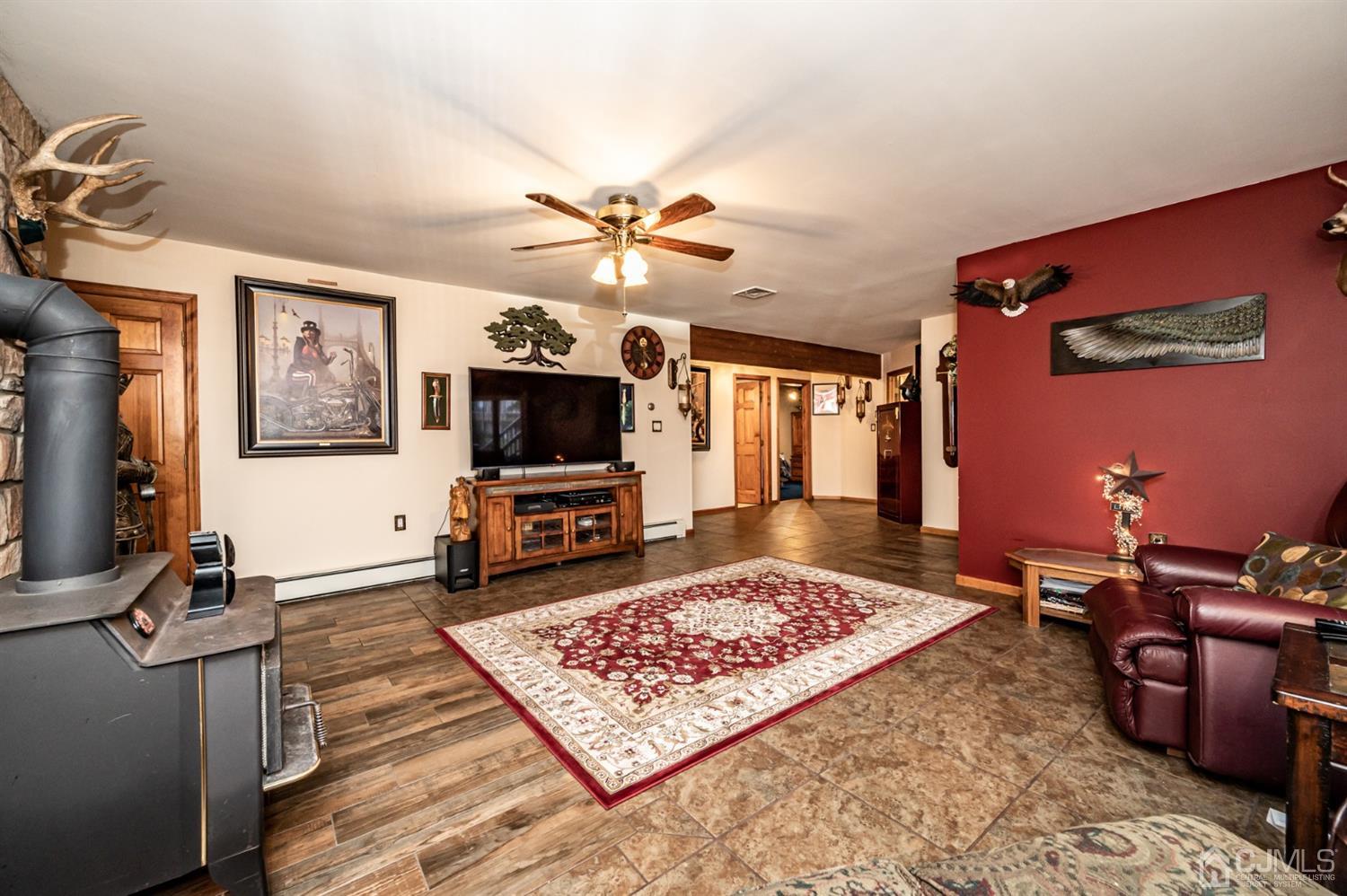 2 Pinewood Road Milford, NJ 08848 - Photo 6 of 65 Gallery Image 6
