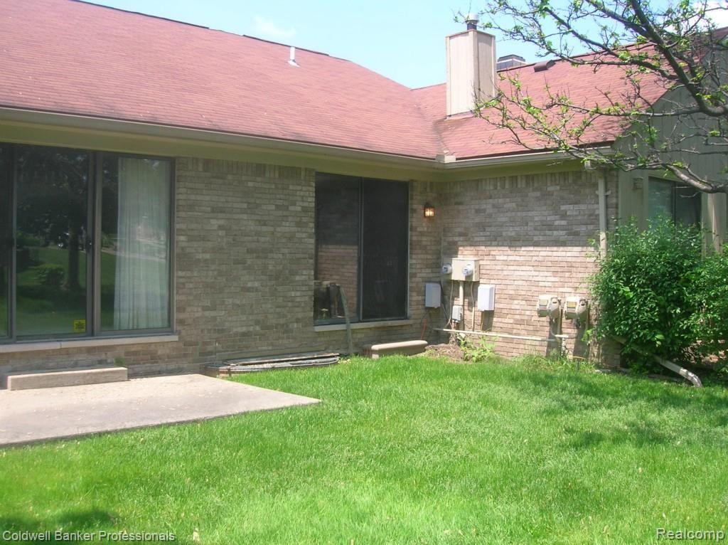 27880 Evergreen Road, Unit 19 Lathrup Village, MI 48076 - Photo 27 of 31