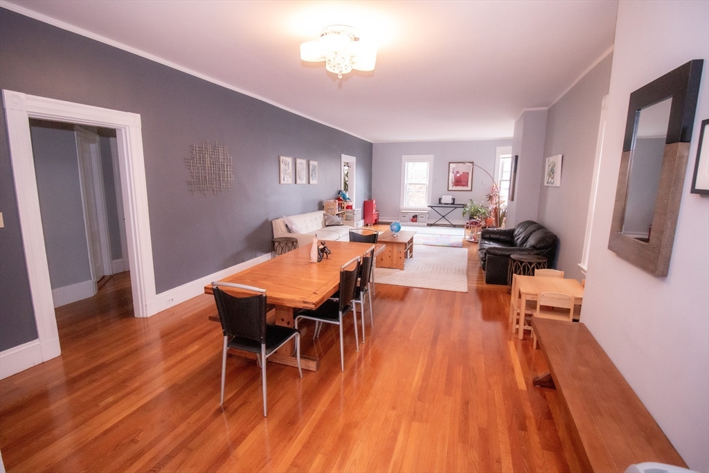 175 Winthrop Road, Unit 3 Brookline, MA 02445 - Photo 2 of 12