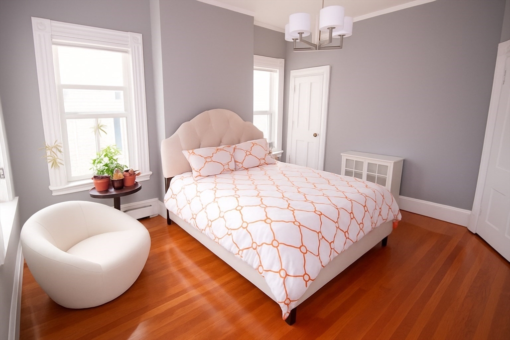 175 Winthrop Road, Unit 3 Brookline, MA 02445 - Photo 7 of 12