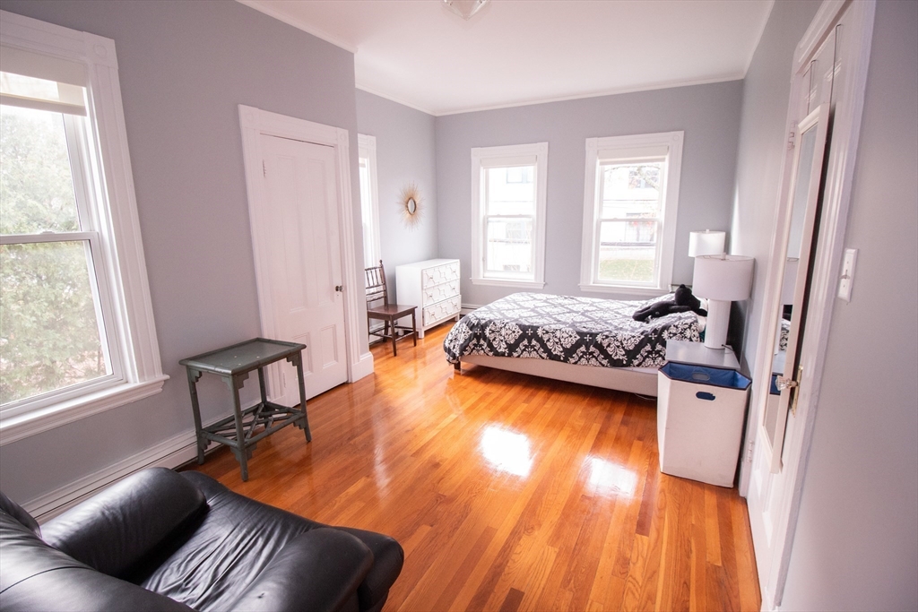 175 Winthrop Road, Unit 3 Brookline, MA 02445 - Photo 8 of 12