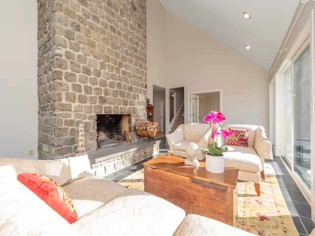 $6,500 | 21 Pent Road, Weston, CT 06883