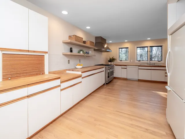 $6,500 | 21 Pent Road, Weston, CT 06883