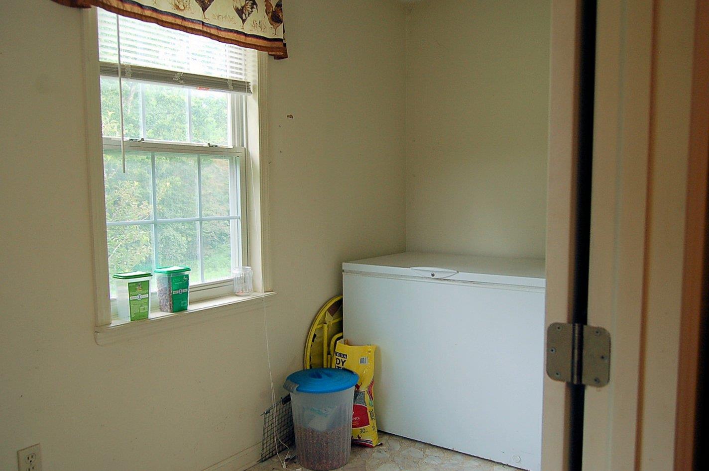 1443 Roddy Springs Road Coalmont, TN 37313 - Photo 8 of 30 Gallery Image 8