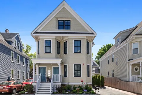 $725,000 | 27 Saxton Street, Unit 3, Boston, MA 02125