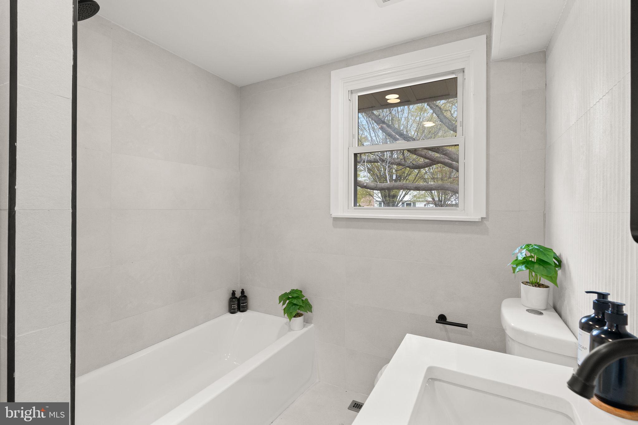 1102 Nancy Drive Croydon, PA 19021 - Photo 33 of 57