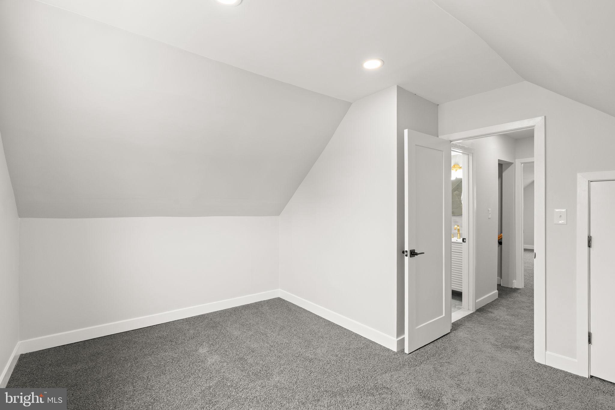 1102 Nancy Drive Croydon, PA 19021 - Photo 39 of 57