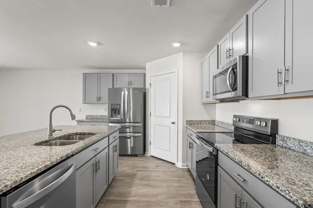 $299,900 | 240 Country Grove Way, Galivants Ferry, SC 29544