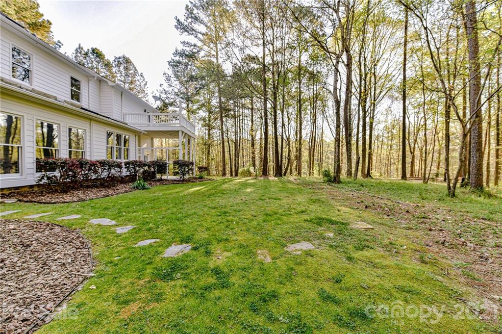 300 Riverton Road Matthews, NC 28104 - Photo 44 of 48 Gallery Image 44