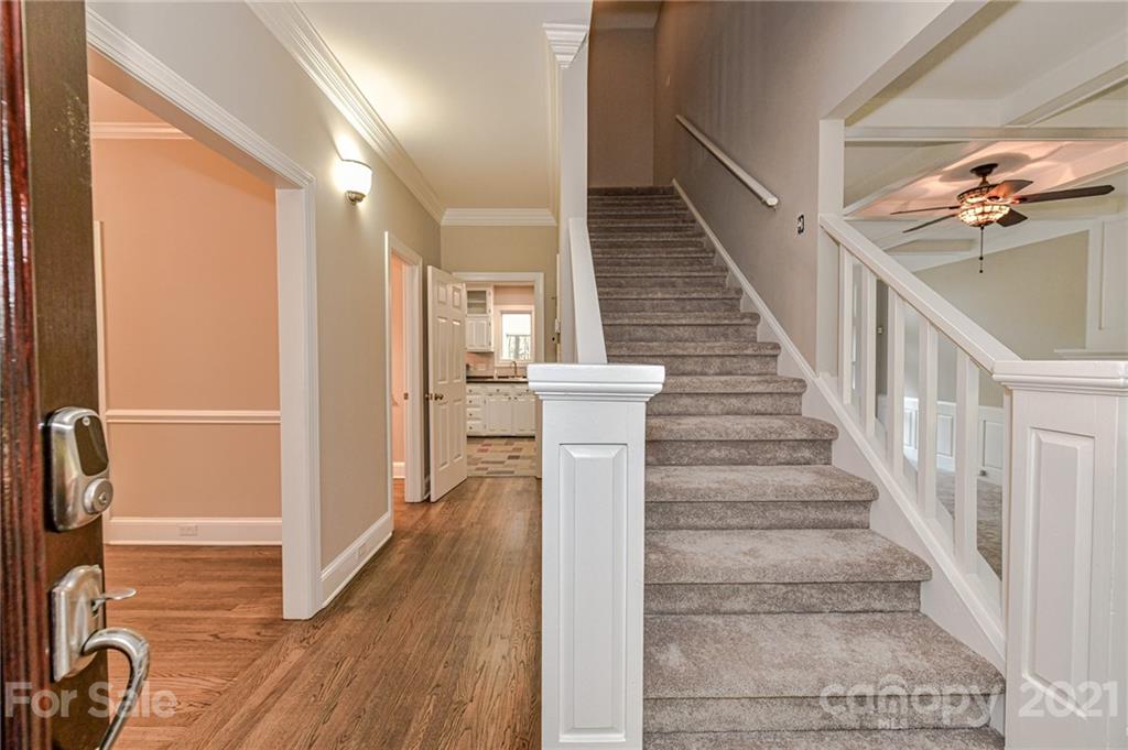 300 Riverton Road Matthews, NC 28104 - Photo 8 of 48 Gallery Image 8
