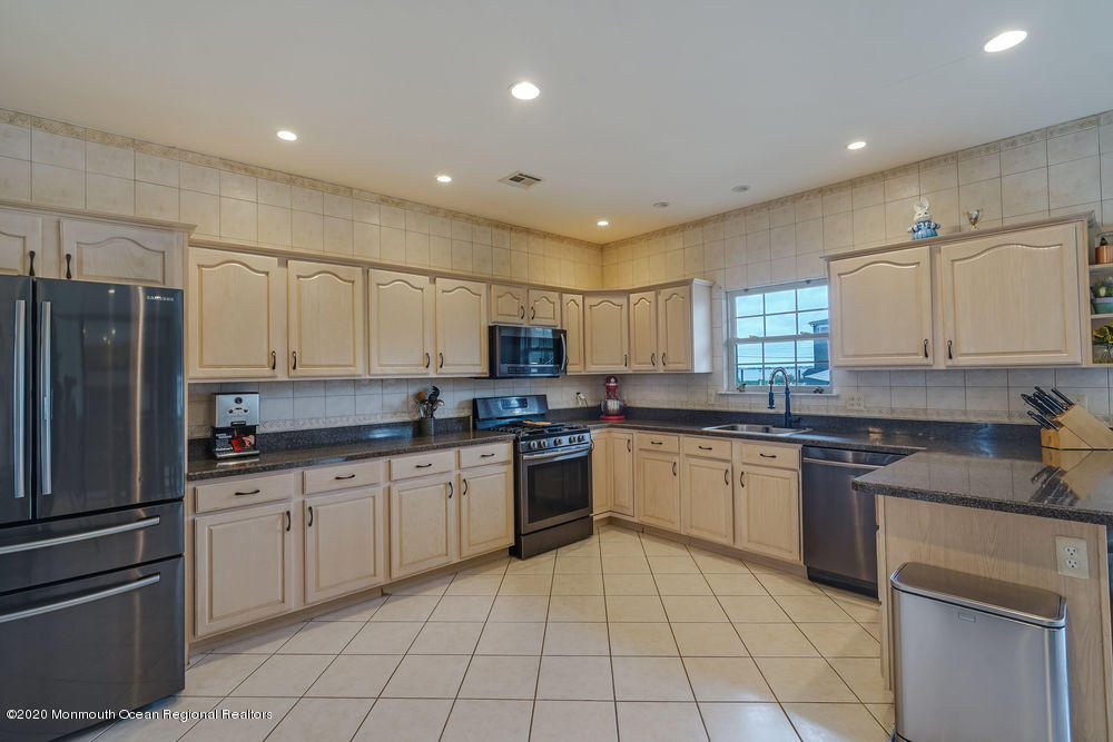 57 Toronto Drive Brick, NJ 08723 - Photo 14 of 42 027_dsc01310