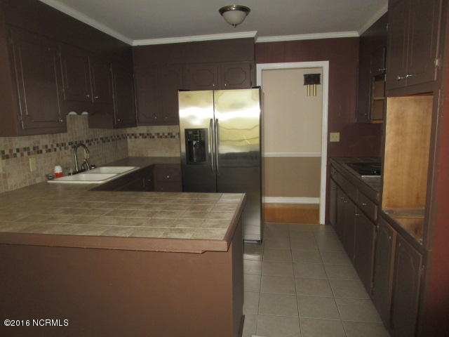 168 Whit Road Newton Grove, NC 28366 - Photo 4 of 12 IMG_1709