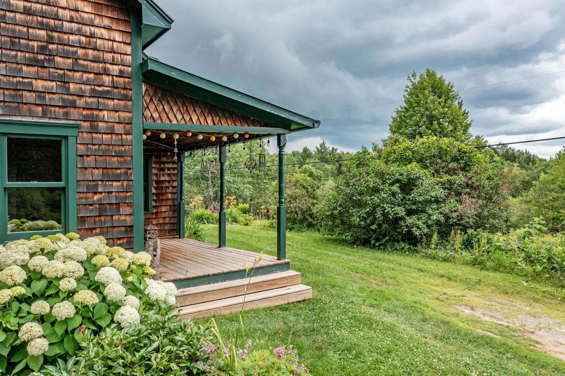 1076 Brown Hill Road Elmore, VT 05680 - Photo 11 of 43 Gallery Image 11