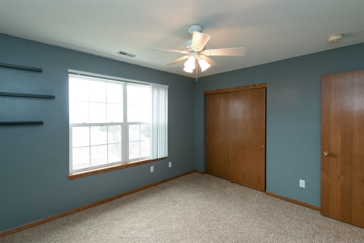 7021 Rockingham Drive Southwest Cedar Rapids, IA 52404 - Photo 16 of 23 Gallery Image 16
