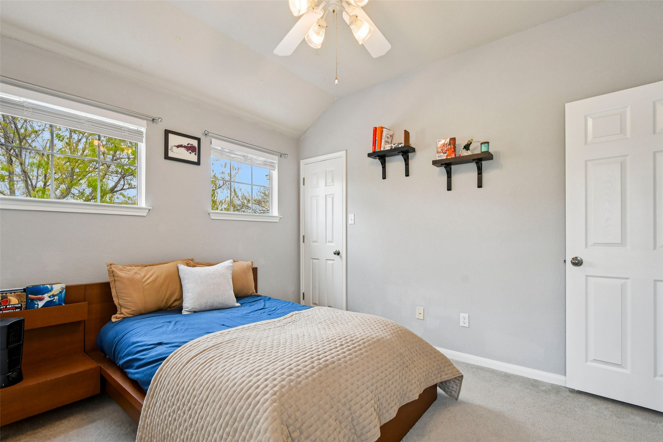 410 Rosedale Boulevard Georgetown, TX 78628 - Photo 27 of 34 Bedroom 2 of 4 upstairs with walk in closet