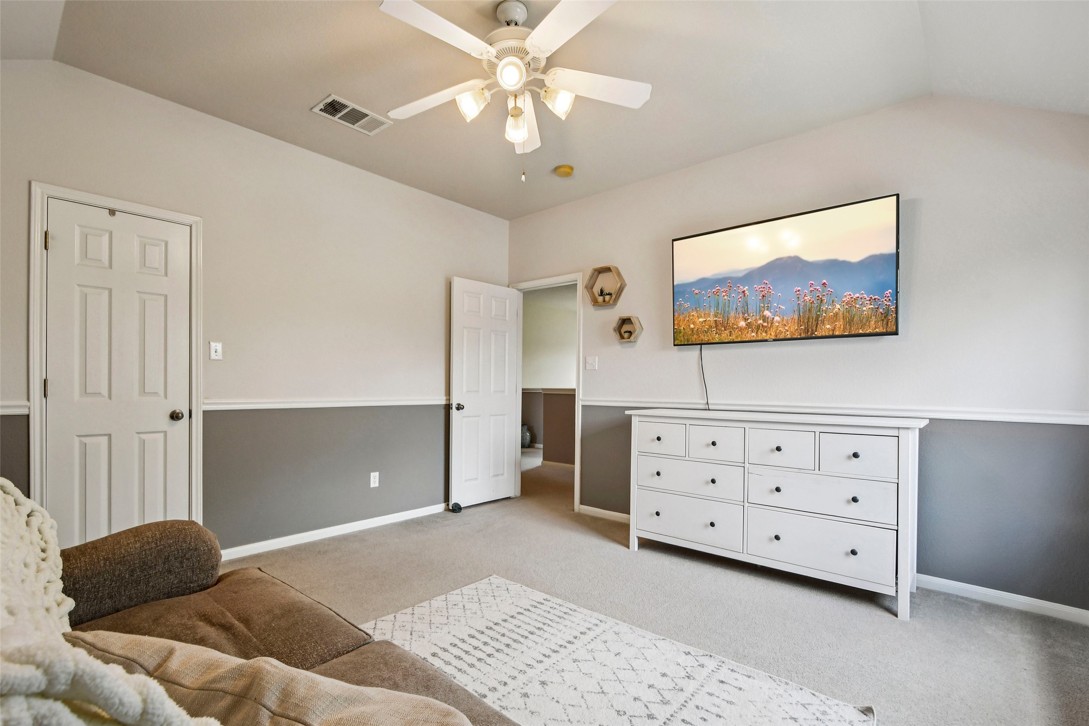 410 Rosedale Boulevard Georgetown, TX 78628 - Photo 30 of 34 Bedroom 4 of 4, currently being used