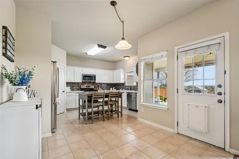 $399,999 | 410 Rosedale Boulevard, Georgetown, TX 78628