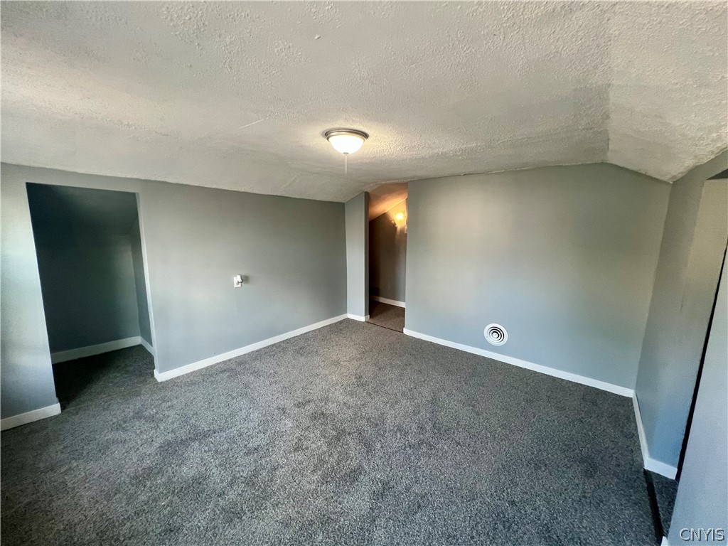 707 Spring Street Utica, NY 13502 - Photo 24 of 28