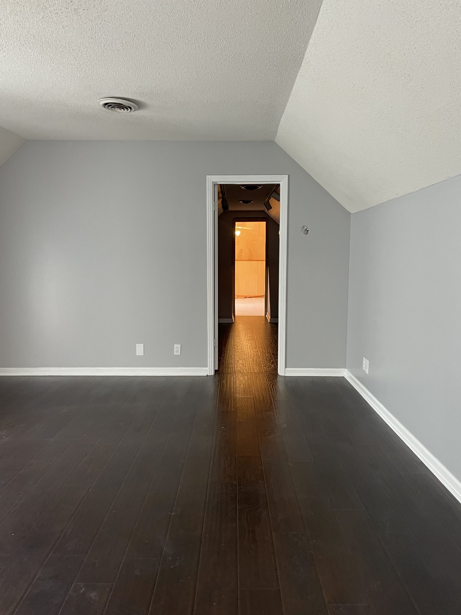 621 Cornwall Road Clarksville, TN 37043 - Photo 11 of 15 Gallery Image 11
