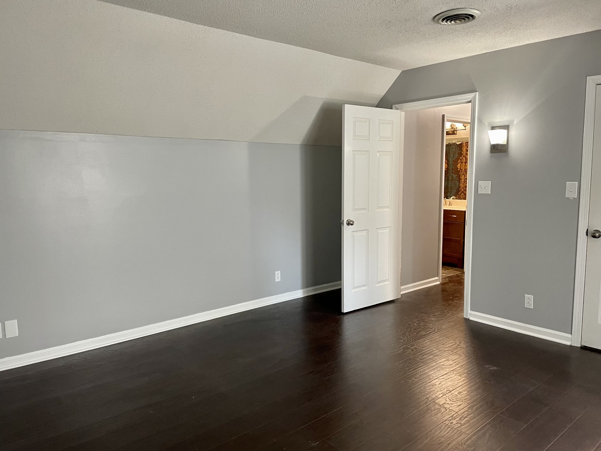 621 Cornwall Road Clarksville, TN 37043 - Photo 9 of 15 Gallery Image 9