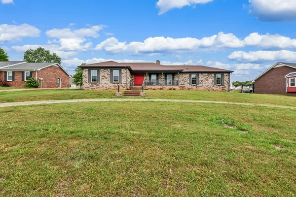 $1,800 | 532 Brentwood Circle, Clarksville, TN 37042