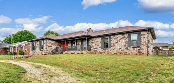 $1,800 | 532 Brentwood Circle, Clarksville, TN 37042