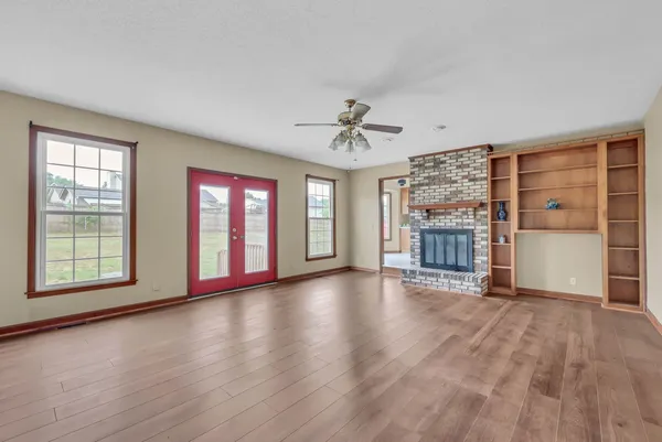 $1,800 | 532 Brentwood Circle, Clarksville, TN 37042