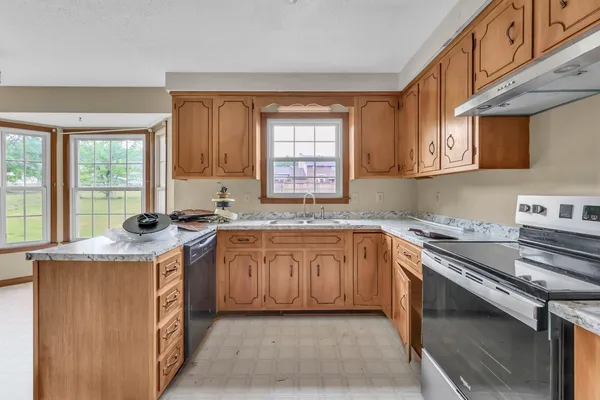 $1,800 | 532 Brentwood Circle, Clarksville, TN 37042