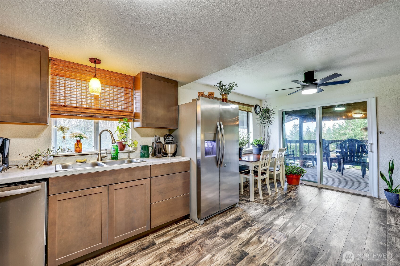 1212 Pottery Avenue Port Orchard, WA 98366 - Photo 12 of 37