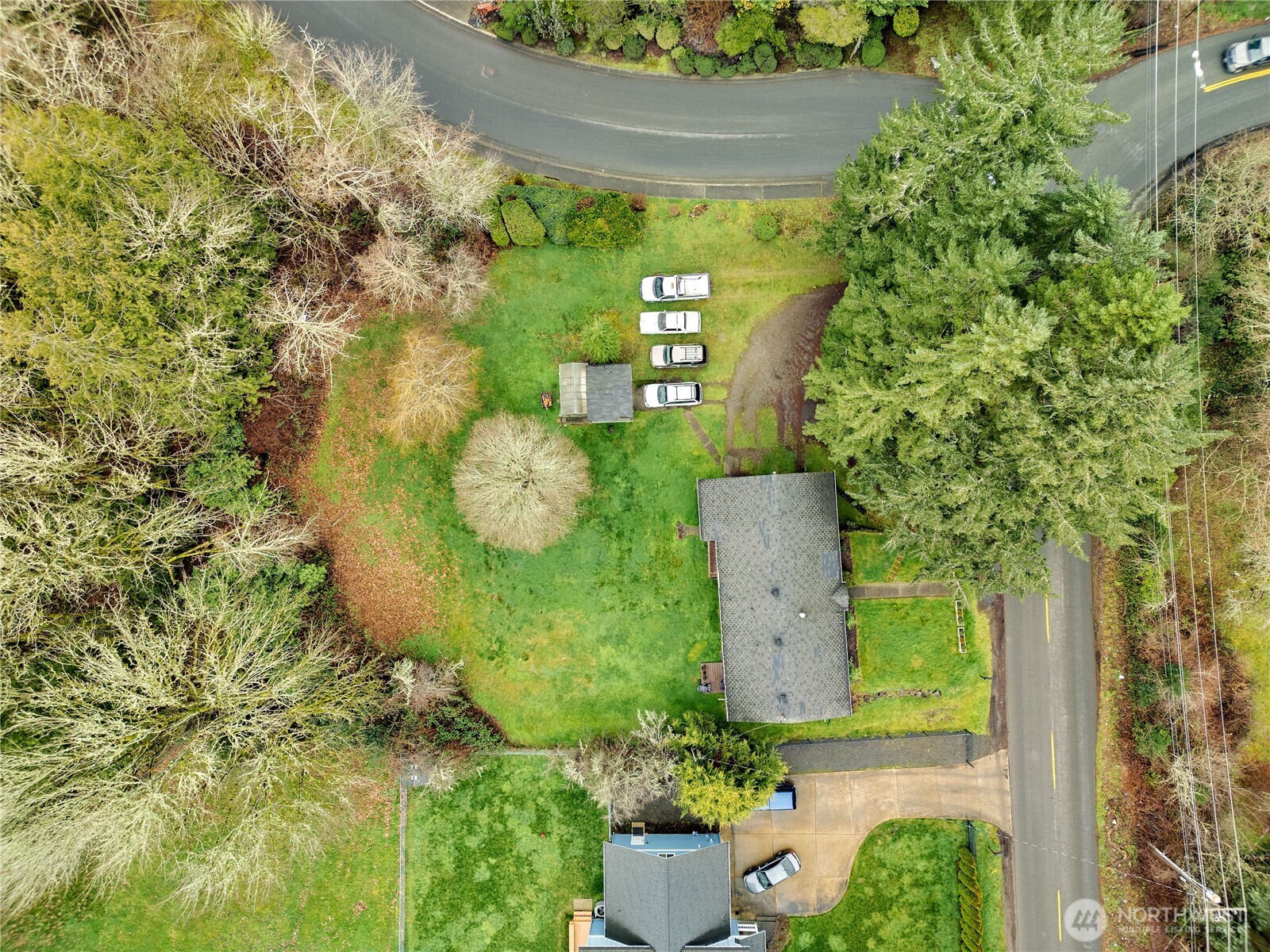 1212 Pottery Avenue Port Orchard, WA 98366 - Photo 5 of 37