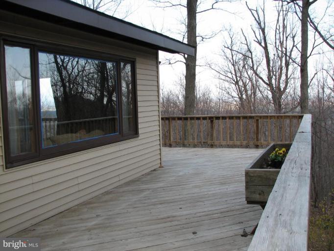 80 River Overlook Road Front Royal, VA 22630 - Photo 9 of 15 Deck