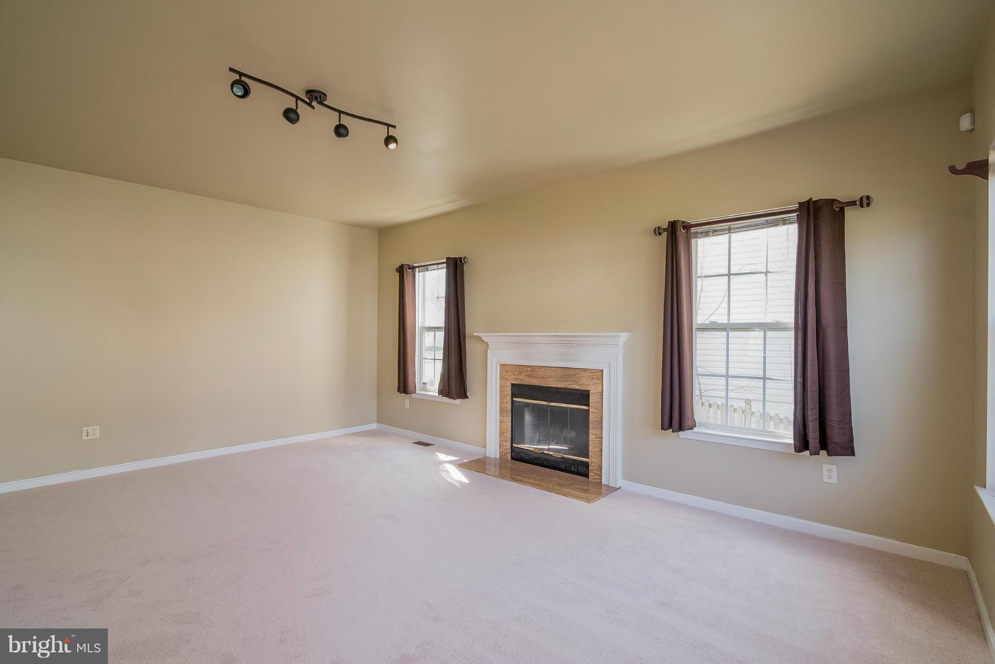 8021 Big Pool Road Laurel, MD 20724 - Photo 3 of 14 Family Room