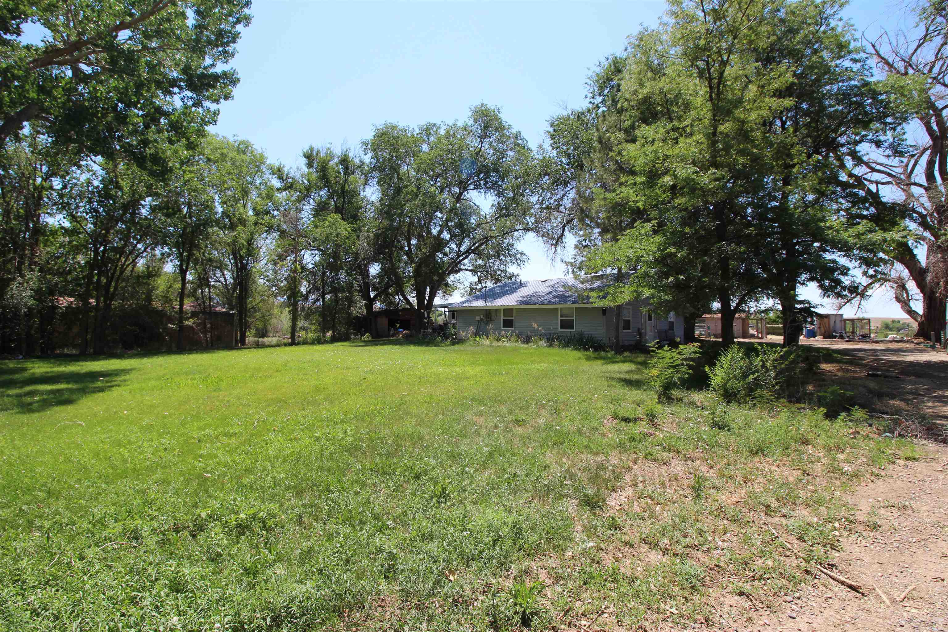 3177 B Road Grand Junction, CO 81503 - Photo 3 of 17 Gallery Image 3