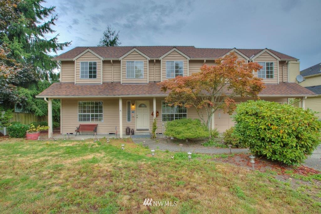 14030 Southeast 158th Street Renton, WA 98058 - Photo 3 of 18 Gallery Image 3