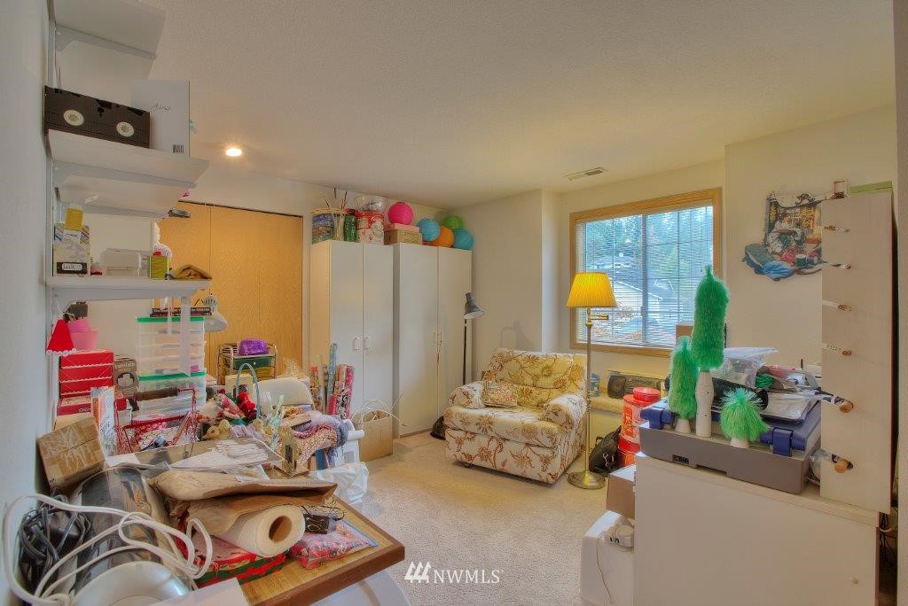 14030 Southeast 158th Street Renton, WA 98058 - Photo 10 of 18 Gallery Image 10