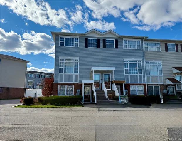 $580,000 | 197 Surf Drive, Unit 123 | Harding Park