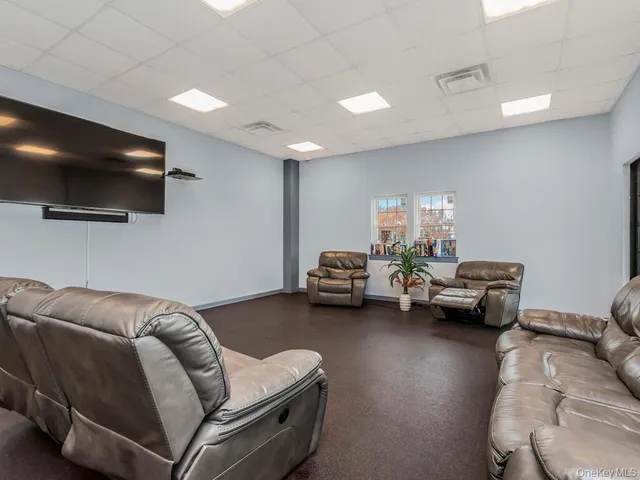 $580,000 | 197 Surf Drive, Unit 123 | Harding Park