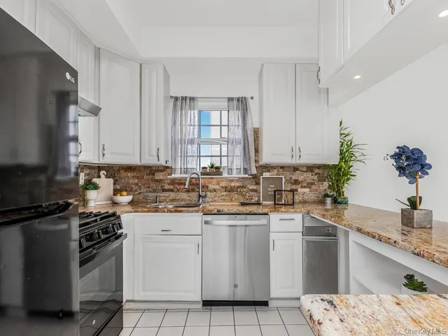 $580,000 | 197 Surf Drive, Unit 123 | Harding Park