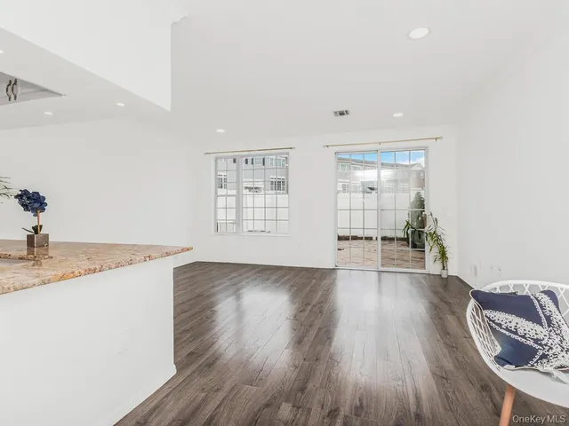 $580,000 | 197 Surf Drive, Unit 123 | Harding Park