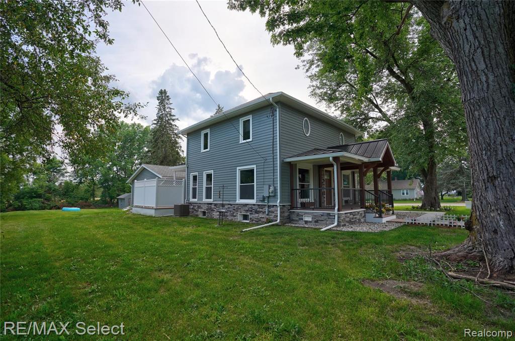 10121 Beecher Road Flushing, MI 48433 - Photo 5 of 61